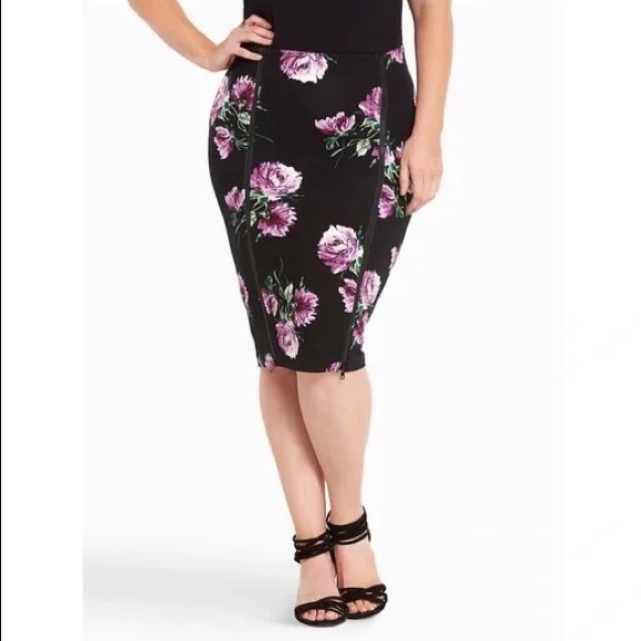 Torrid Floral Print Double Zip Stretch Pencil Skirt, Size 2X - Picture 2 of 12
